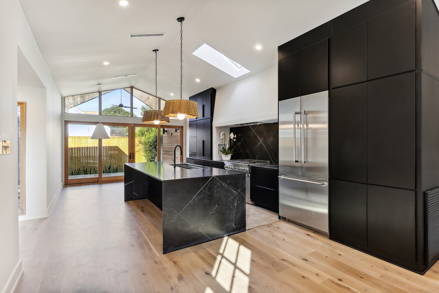 Sweeney Restoration work on 001-Pleasant St 9